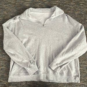 long-sleeve cropped sweater, with silver zipper